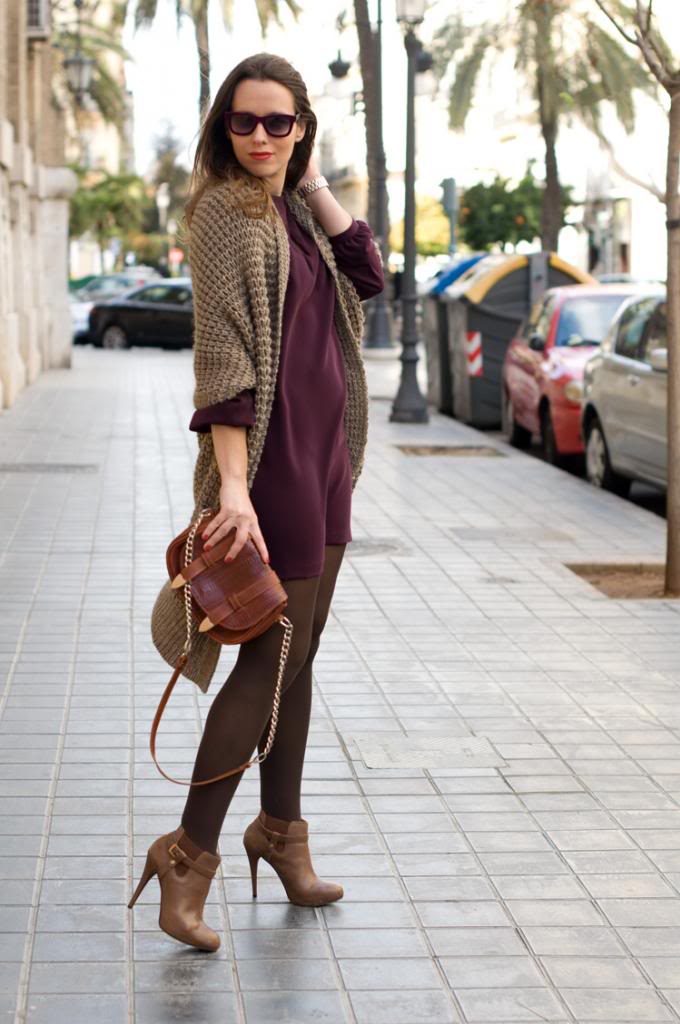 7-purple_dress-knitted-snake-street_style-outfit-look