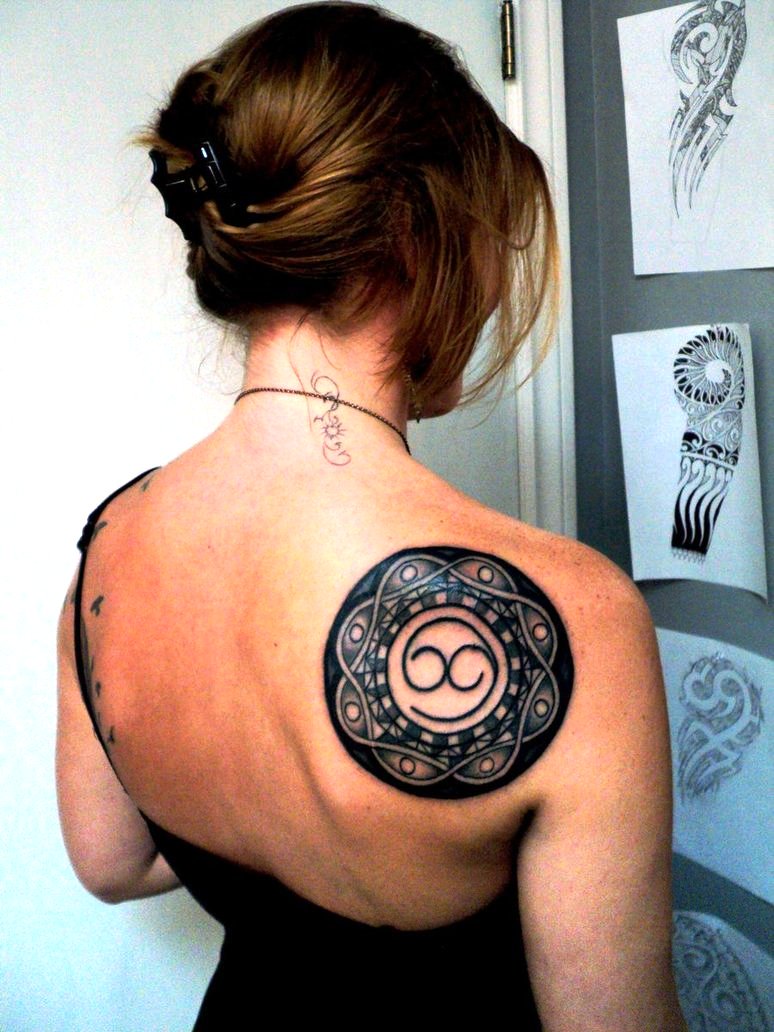 Back-Shoulder-Tribal-Celtic-Hybrid-Tattoo