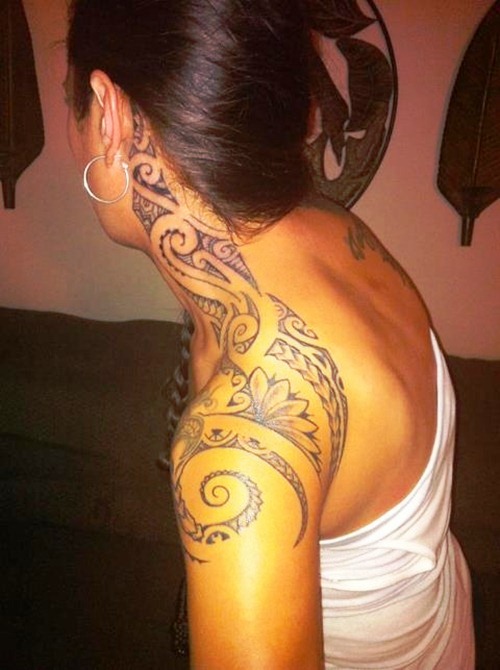 Classical-Tribal-Tattoo-for-Women