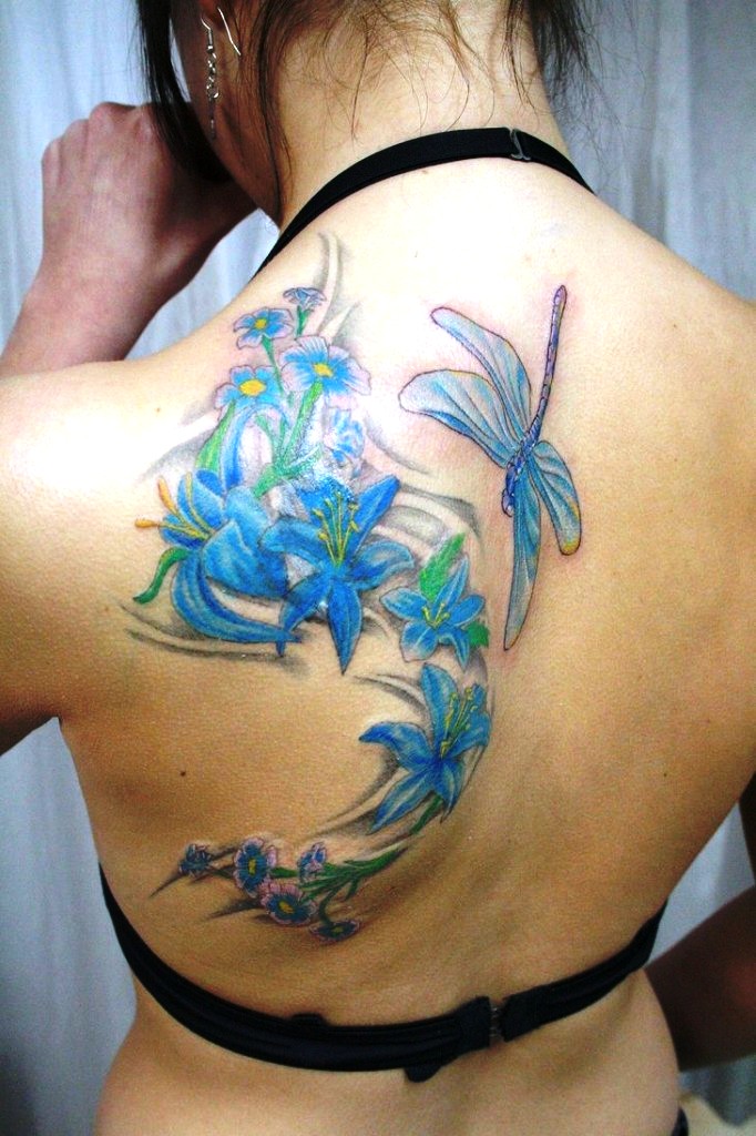 Flower-Shoulder-Tattoos-For-Women