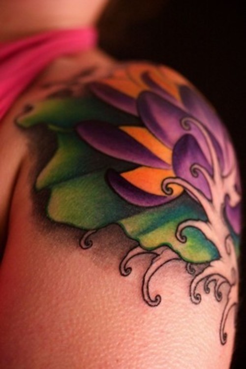 shoulder flower tattoos for women, shoulder tattoos, flower tattoos