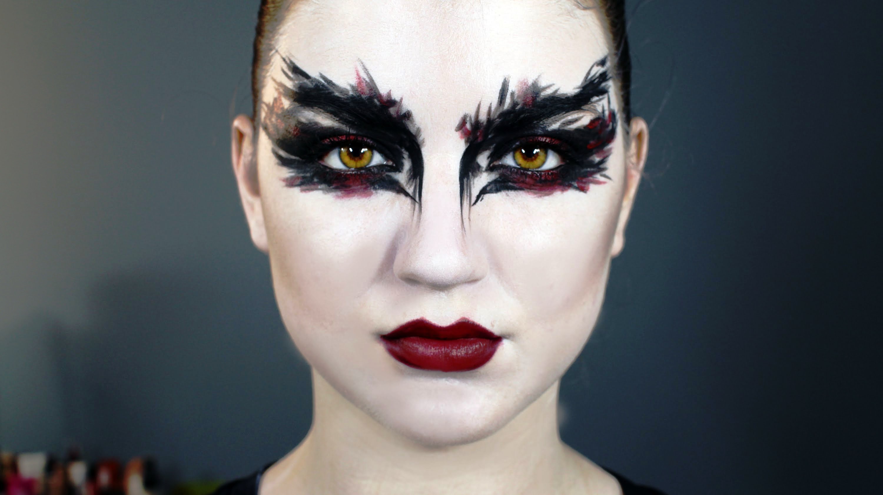 Halloween Black Swan Makeup