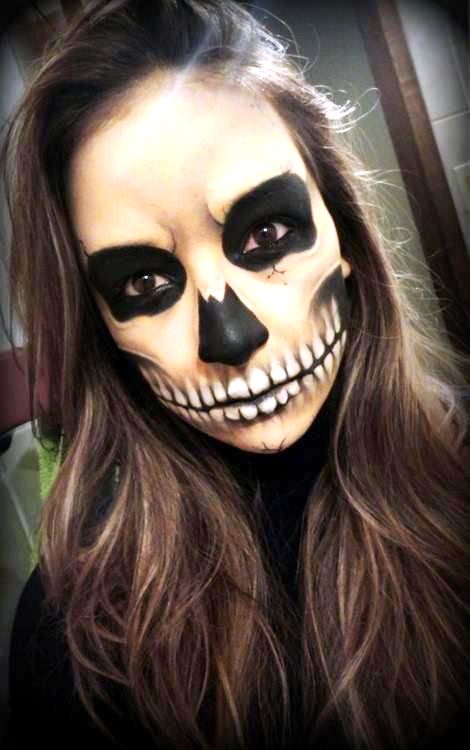 Halloween Skeleton Face Makeup