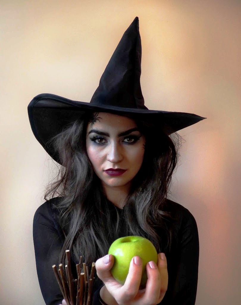 Halloween Witch Makeup Tutorial