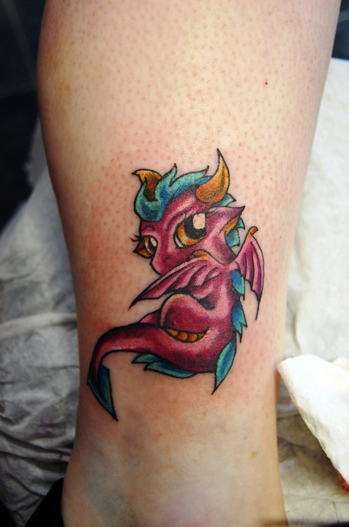 Small Dragon Tattoos for Women On Leg