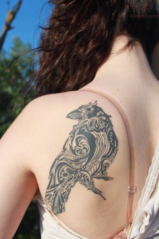 Woman Shoulder Tattoo