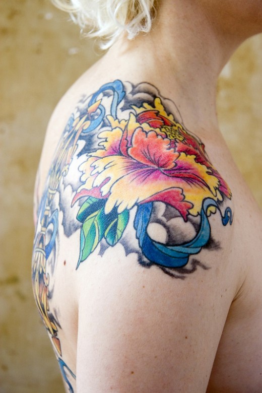 Women Shoulder Tattoo Designs