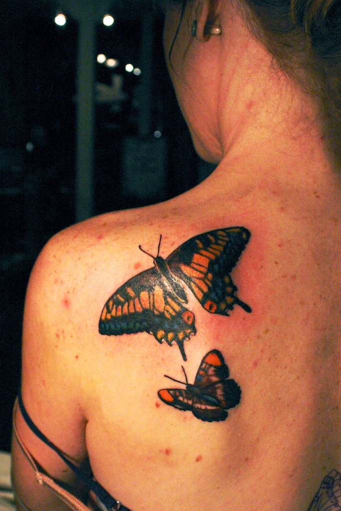 butterfly-tattoo-shoulder