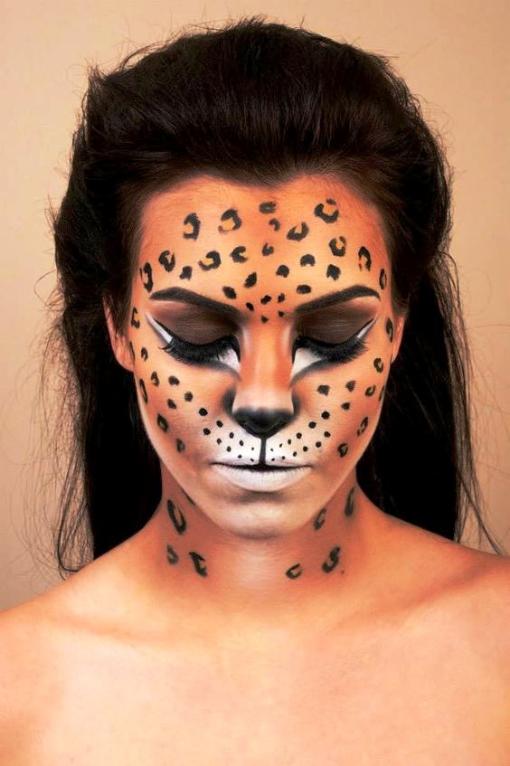 idea to be a Cat This Halloween