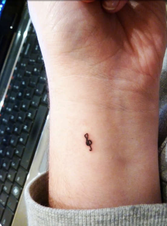very-small-or-tiny-tattoos-for-women