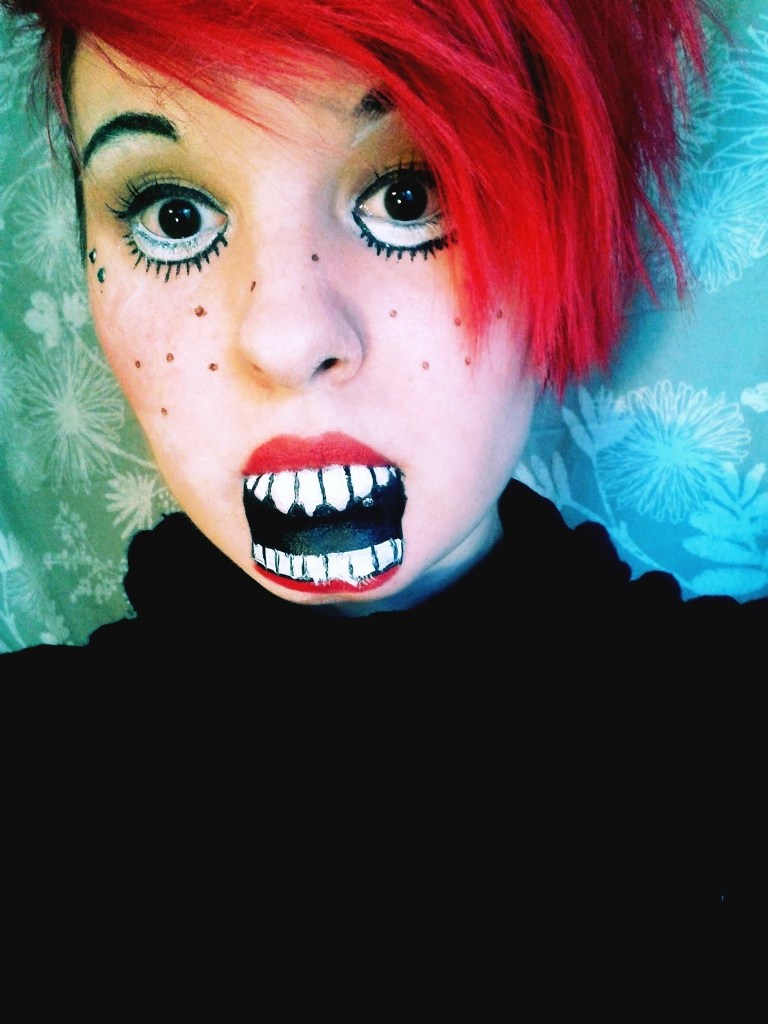 25 Crazy Halloween Makeup To Try This Year Flawssy
