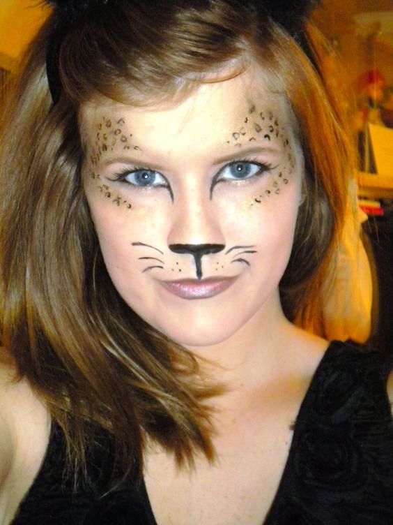 Easy Leopard Face Makeup