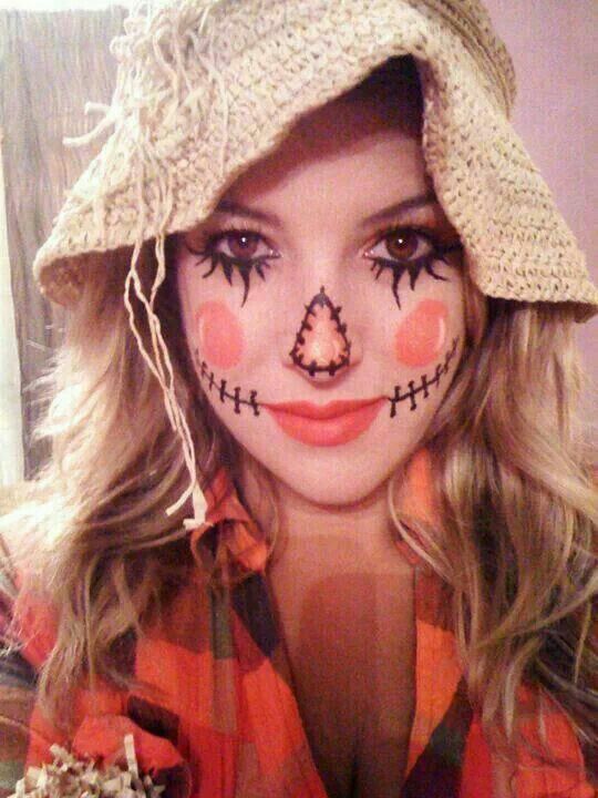 Easy Scarecrow Halloween Costume