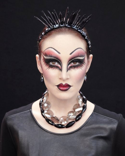 Evil Queen Halloween Makeup