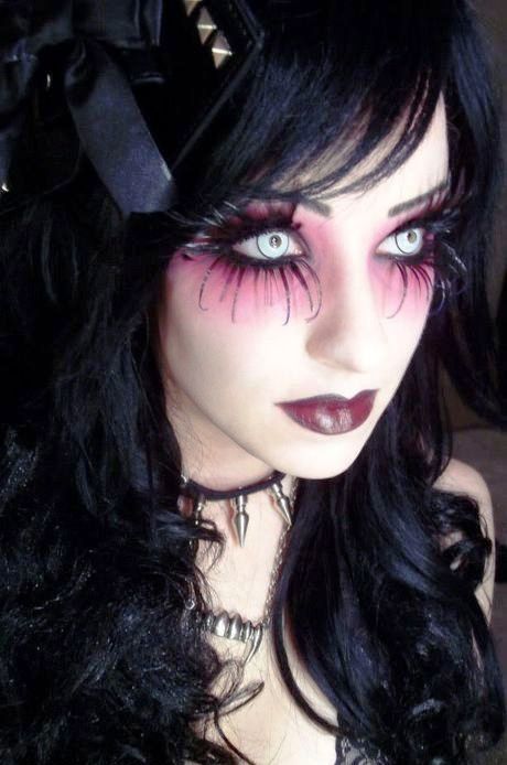 Gothic Makeup Ideas For Halloween