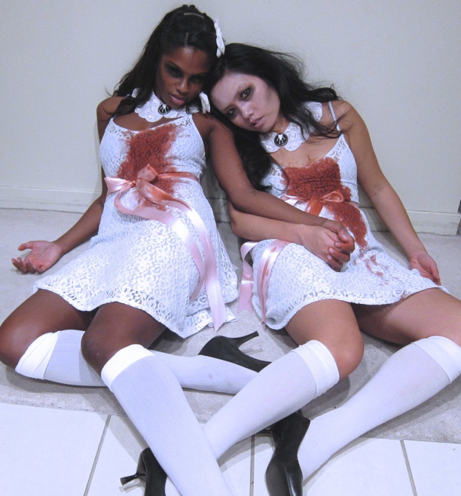 Halloween-Shining-twin costumes