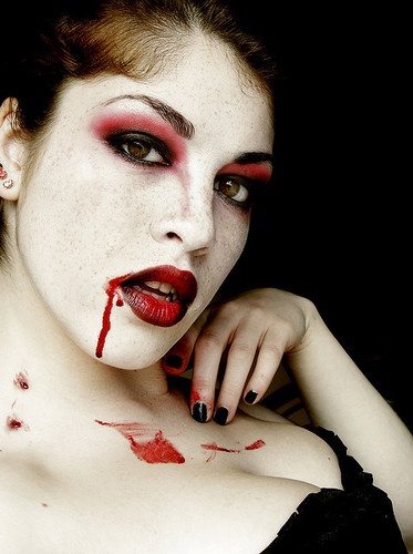 Halloween Vampire Makeup Ideas Women