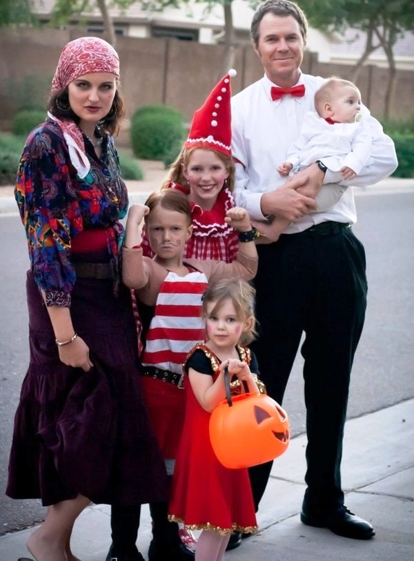 Halloween costumes family ideas circus gypsy fortune teller
