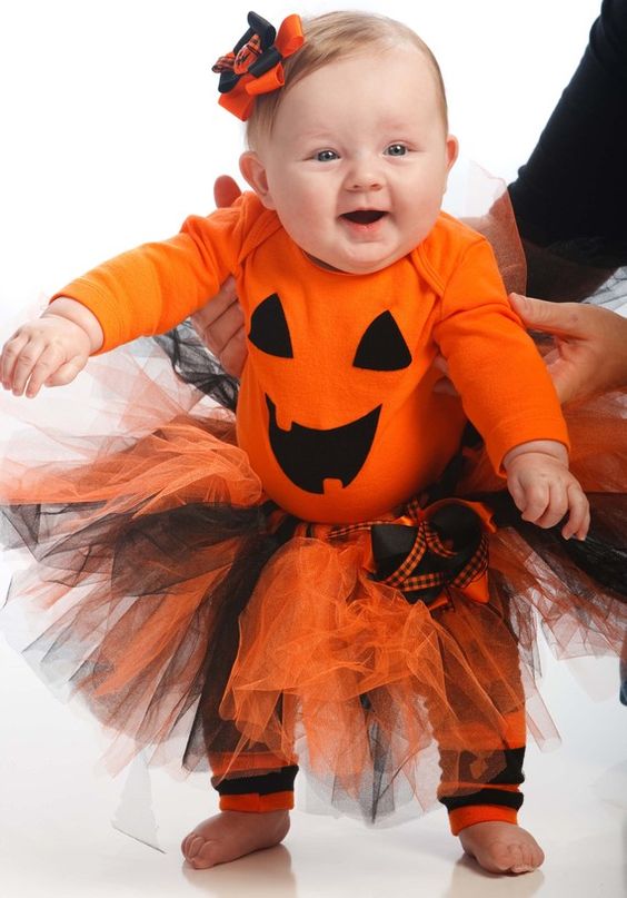 Infant halloween costumes