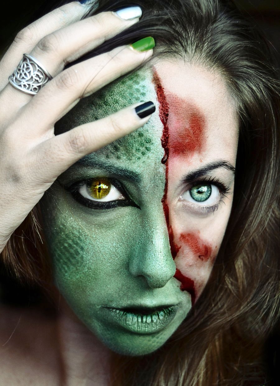 Lizard Halloween Makeup