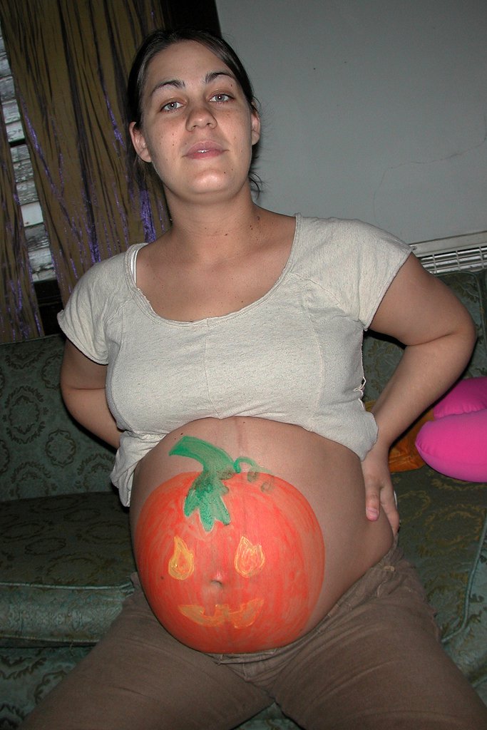 Maternity Halloween Costumes ~ Fun Ideas For Pregnant Women