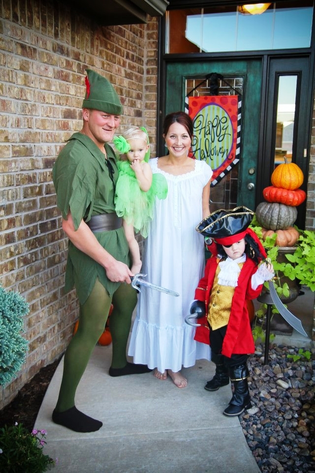 Peter Pan and Wendy Family Halloween Costume