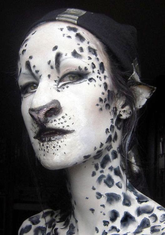 Tiger Halloween Makeup Idea