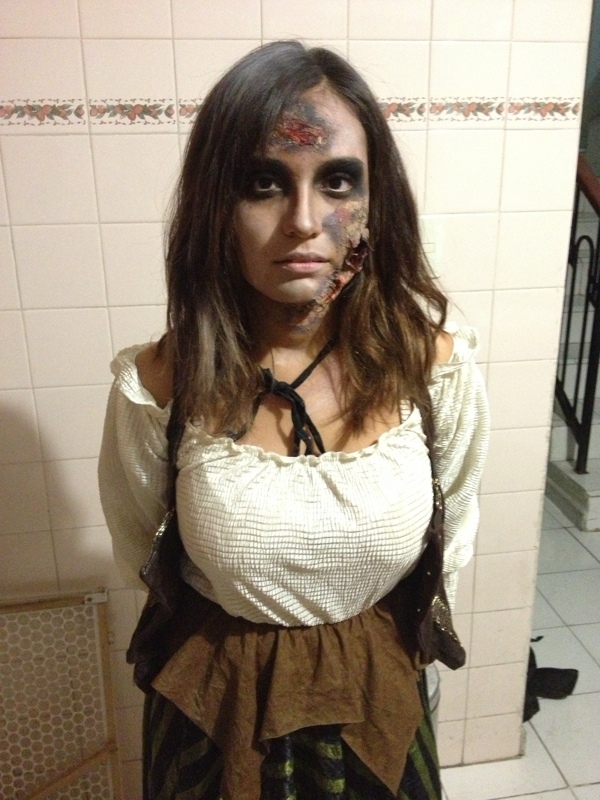 Zombie Pirate Halloween Makeu