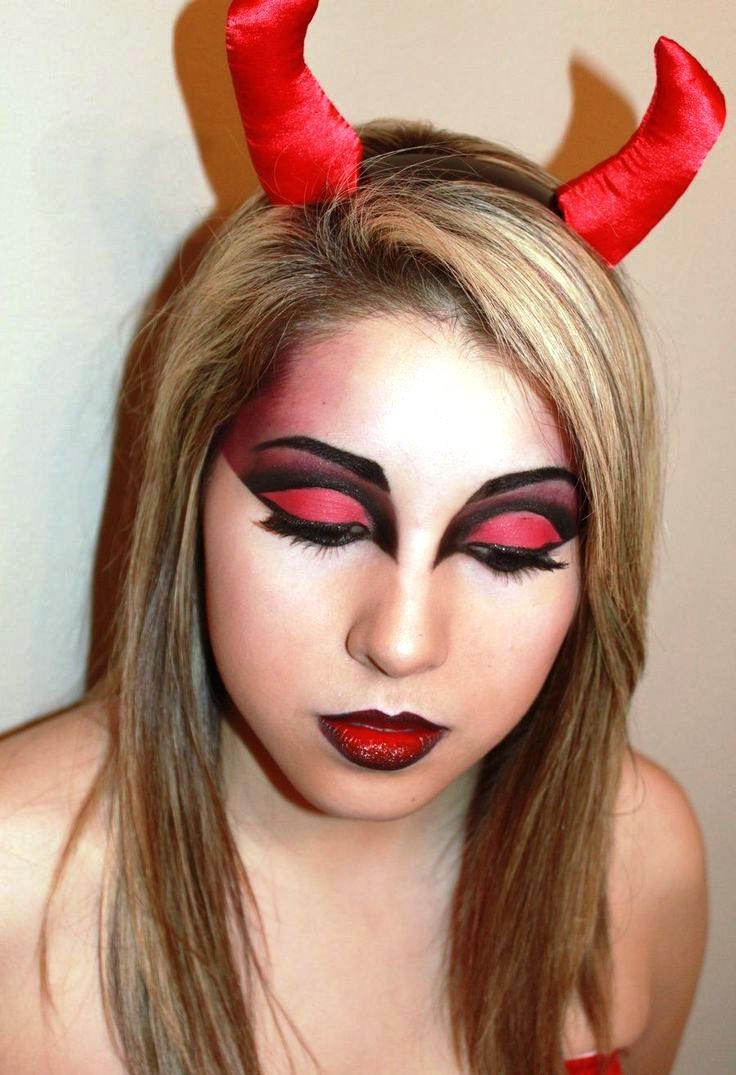 20 Devil Halloween Makeup Ideas for Women - Flawssy
 Devil Costume For Women Makeup