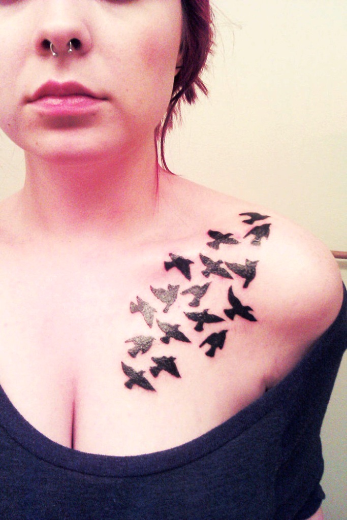 16-small-bird-tattoos-for-girl1