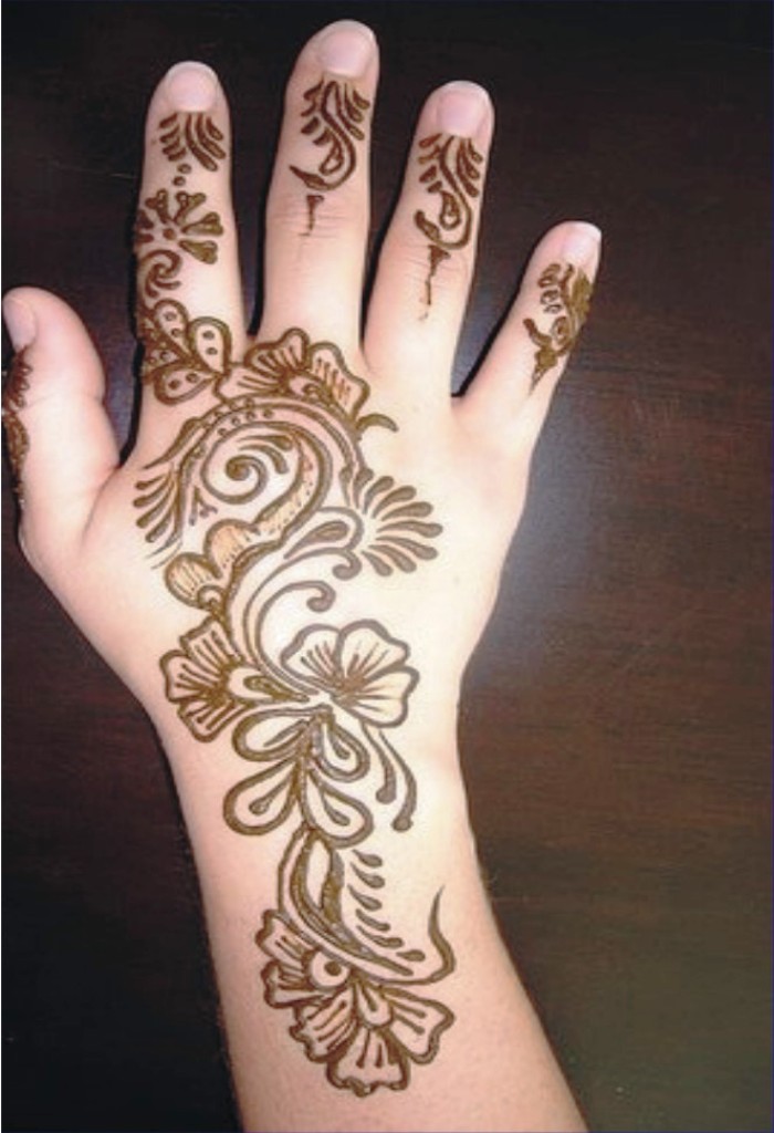 Beautiful Hands Mehndi Designs Easy