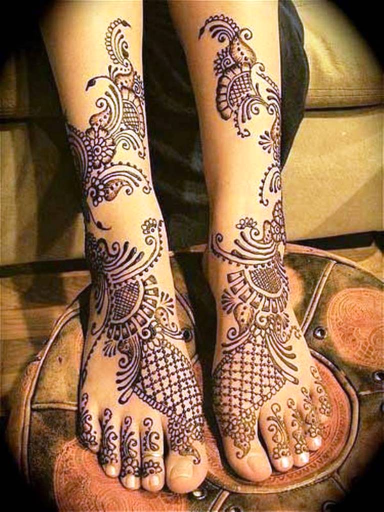 Bridal Foot Mehndi Designs..