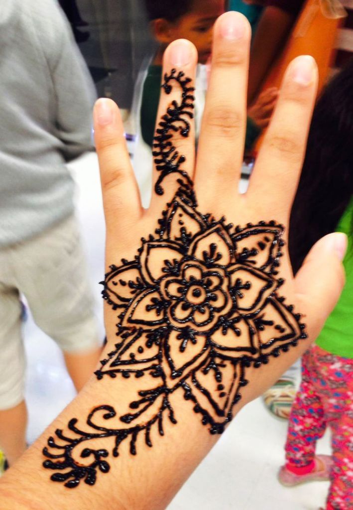 Cute Henna Hand Tattoos