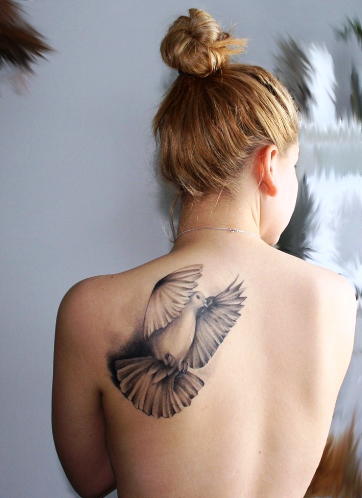 Cute Places On Back Shoulder Tattoos for Girls