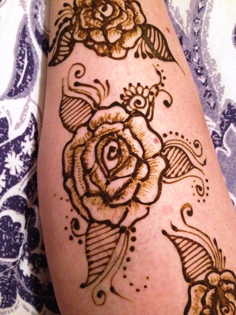 Henna Rose