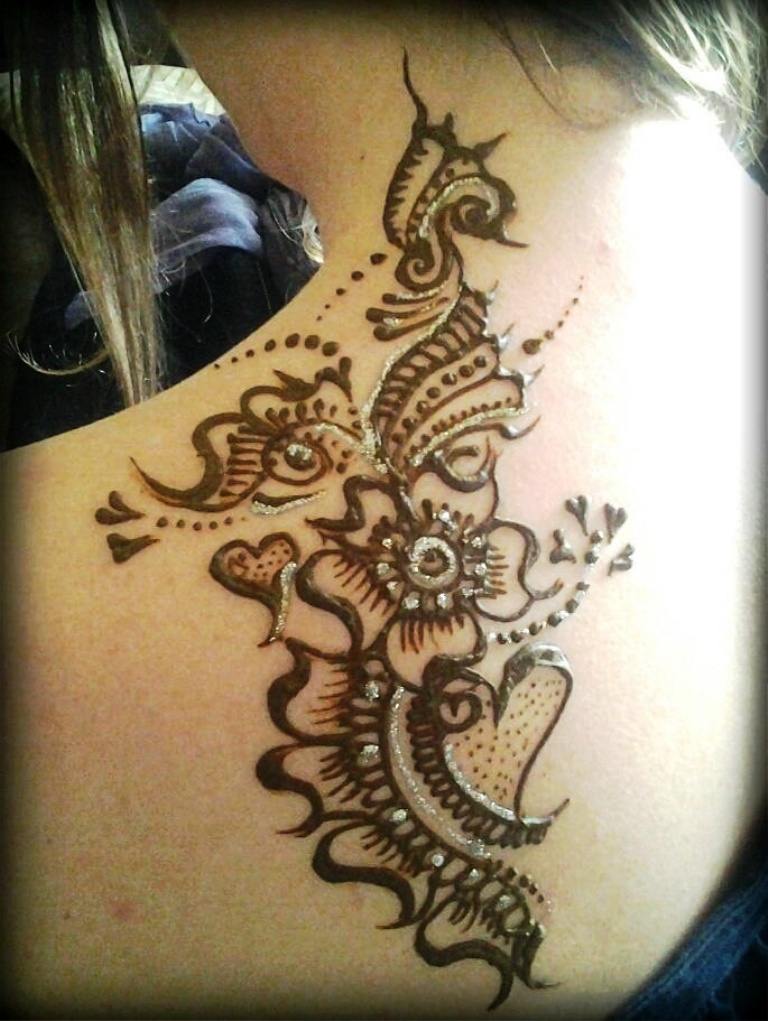 Henna Tattoo Back Neck