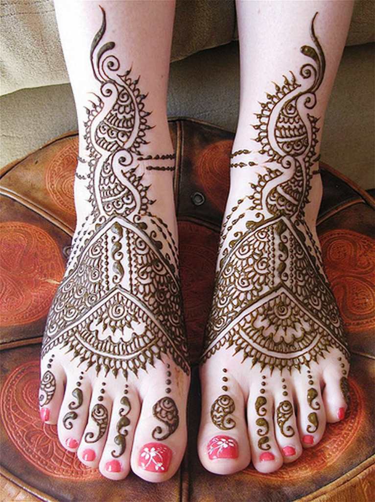 Latest Wedding Bridal Mehndi Design