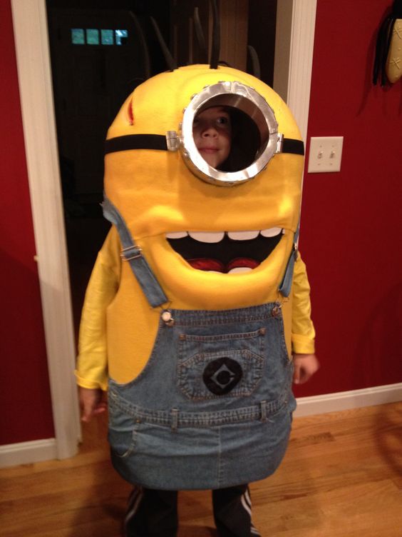 Minion Halloween Outfit