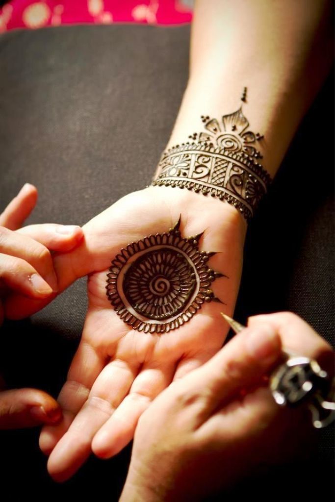 Round Henna Tattoo Mehndi Designs