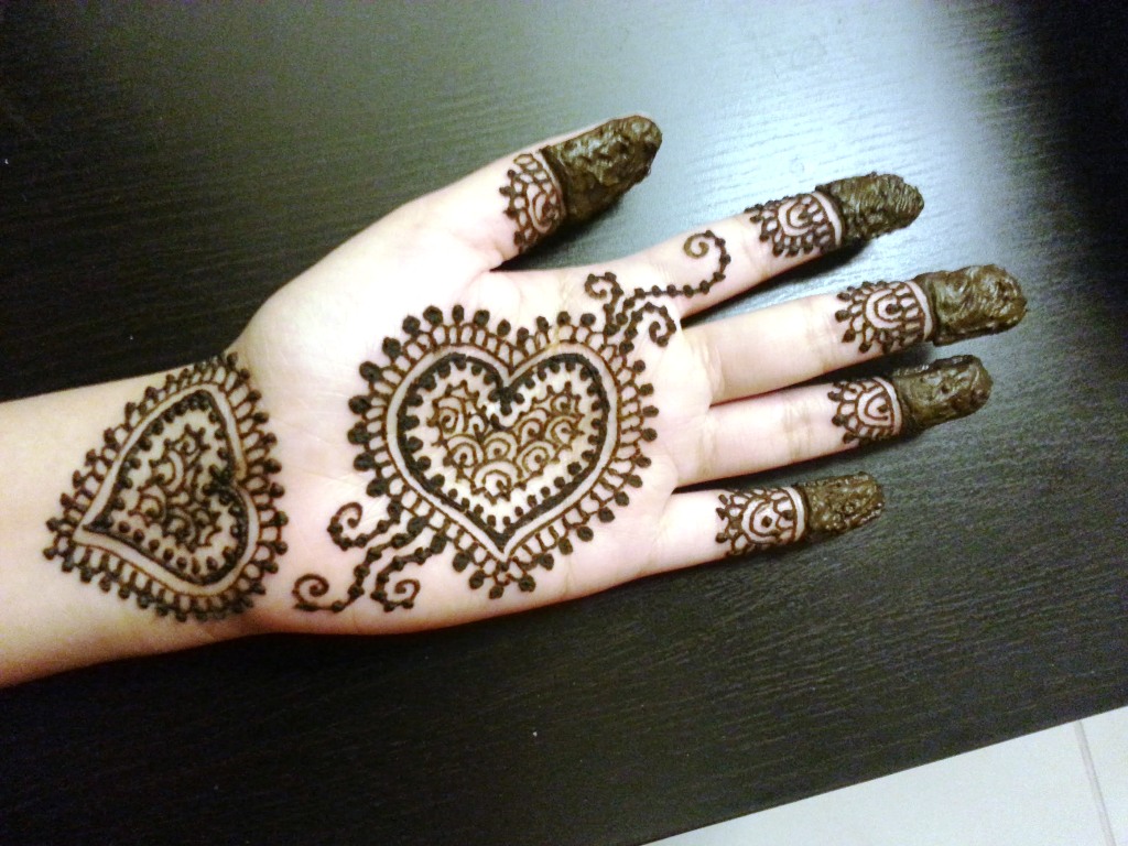 Simple Henna Heart Designs