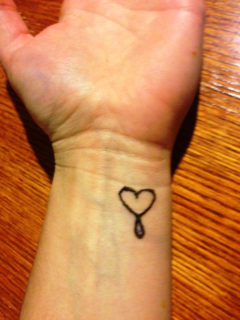 Simple Henna Tattoo Designs Hearts..