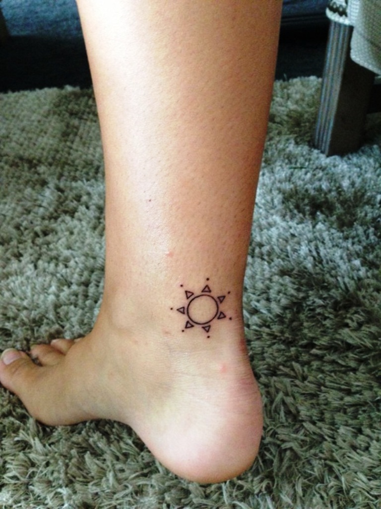 Simple Sun Tattoo Designs
