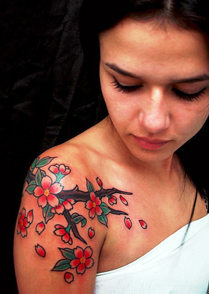 Upper Arm Tattoo Woman