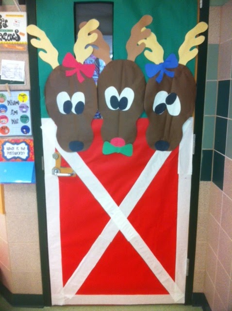 christmas-reindeer-classroom-door-decorating