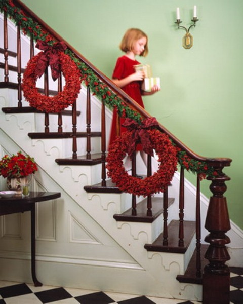 christmas-staircase-idea