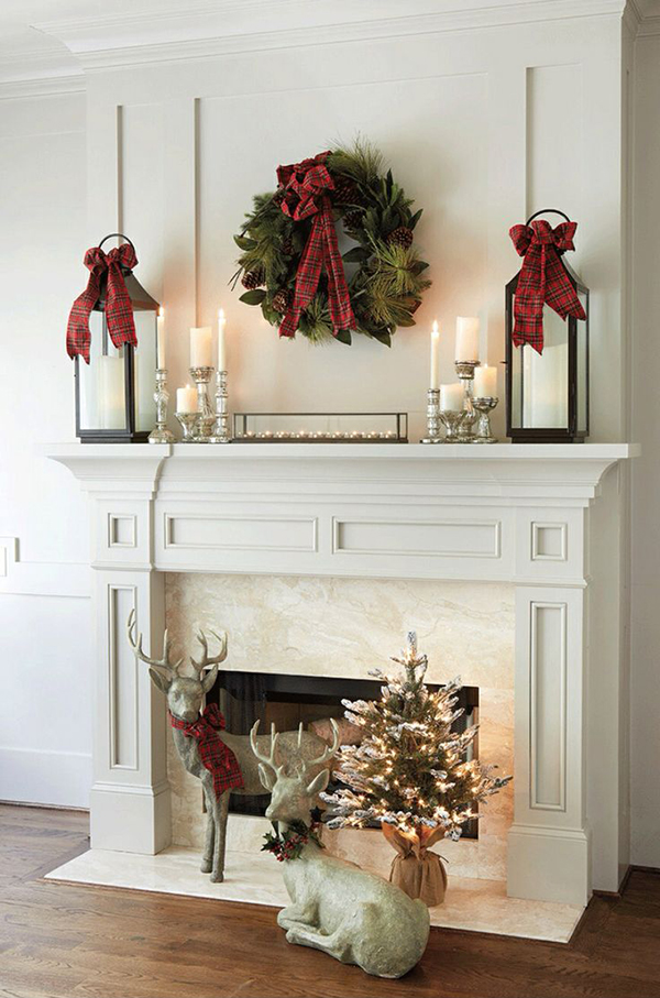 decorate-mantel-for-christmas