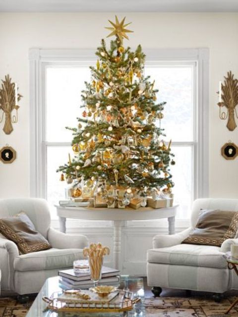 gold-table-top-christmas-tree