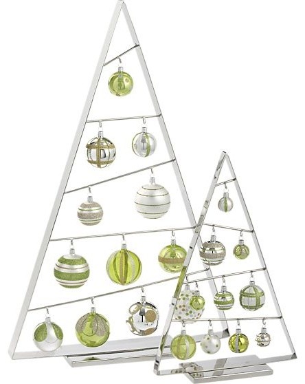 large-christmas-tree-and-ornaments