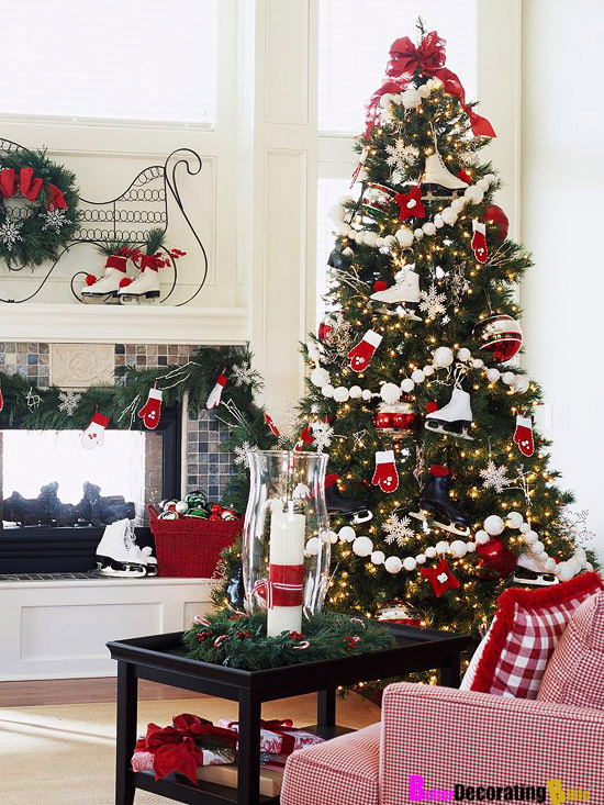 red-christmas-tree-decorating-ideas
