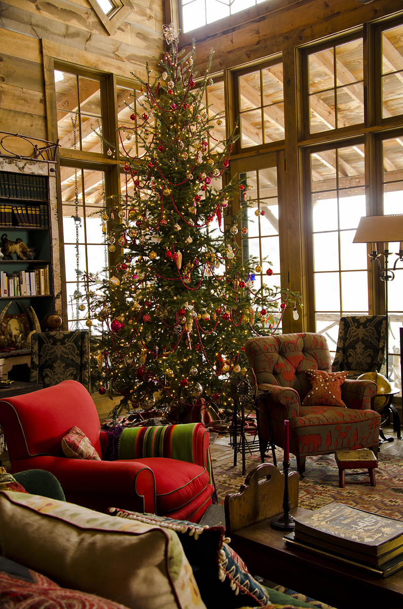 rustic-cabin-christmas-tree